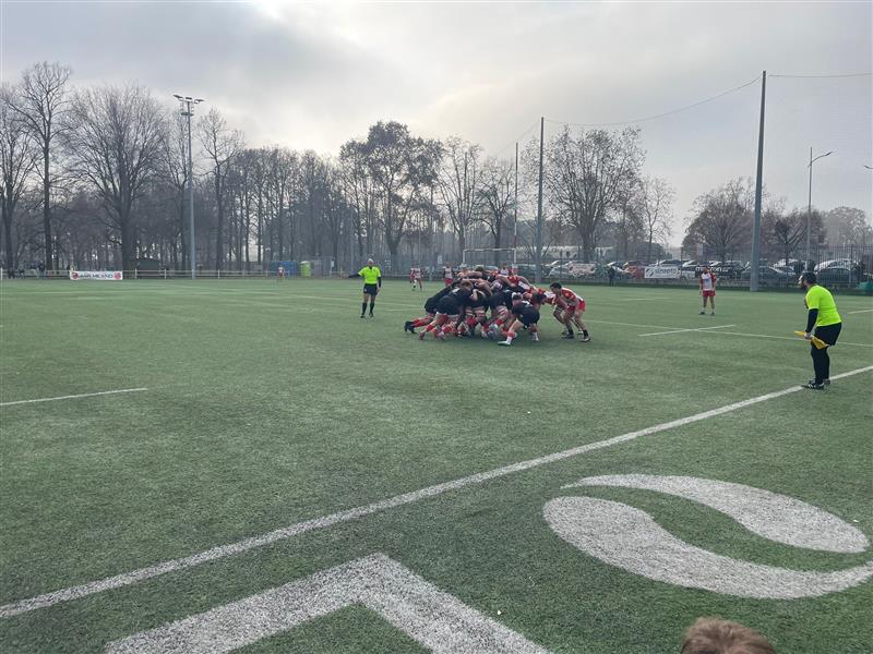 La beffa del Curioni. L'Amatori Rugby Alghero accarezza il sogno, il Milano lo scippa nel finale