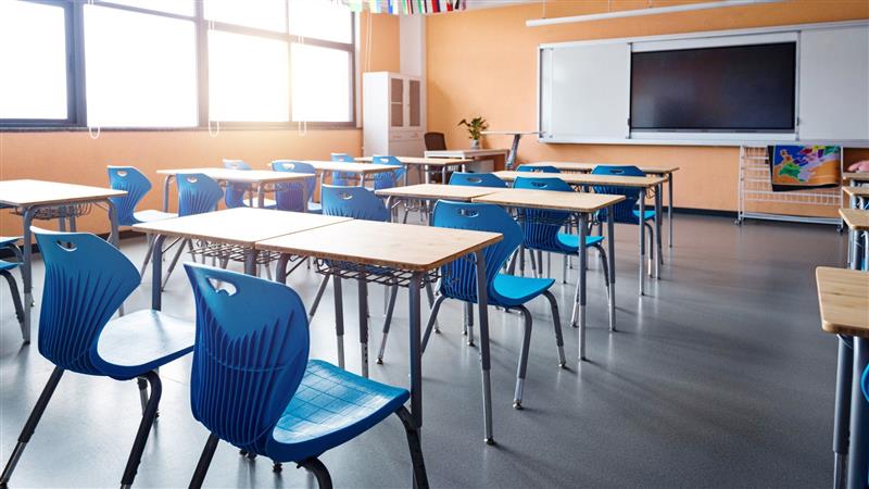 Scuole, la Regione stanzia 10 milioni di euro per rimborsare la climatizzazione delle aule agli Enti locali