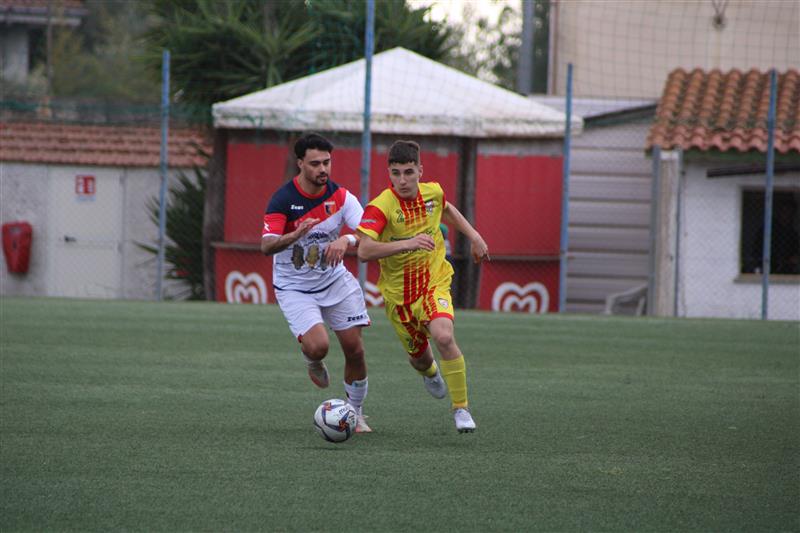 La Fc Alghero alza le barricate e imbriglia la capolista Monte Alma: finisce 0-0