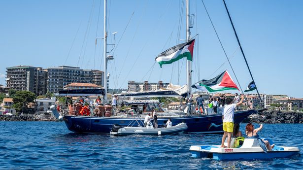 Greenpeace Italia a Tajani: “Subito chiarimenti sulle condizioni degli attivisti arrestati nella Flotilla”