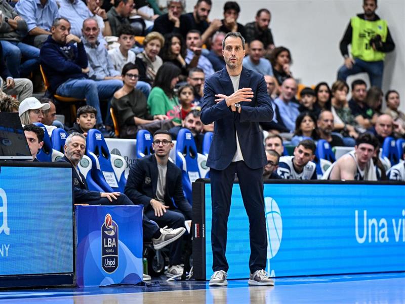 Dinamo Sassari travolta in casa: Udine passa al PalaSerradimigni 88-70