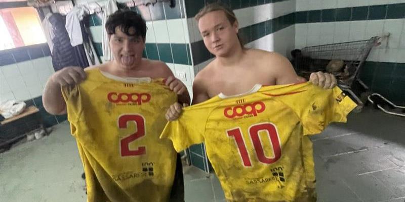 Due cuori algheresi under 16 dell'Amatori nella mischia dell'Urbe. Foffano e Lupinu alla corte del grande rugby