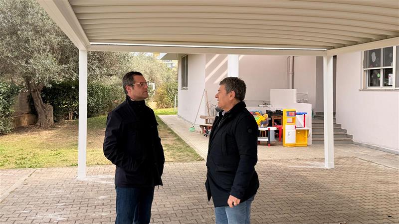 Alghero, centomila euro per le pergole nelle scuole. Partono i montaggi a Sant