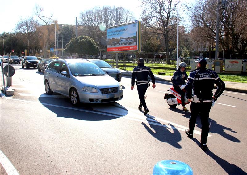 La grammatica della prudenza: Sassari blinda le strade per le festività tra prevenzione e responsabilità