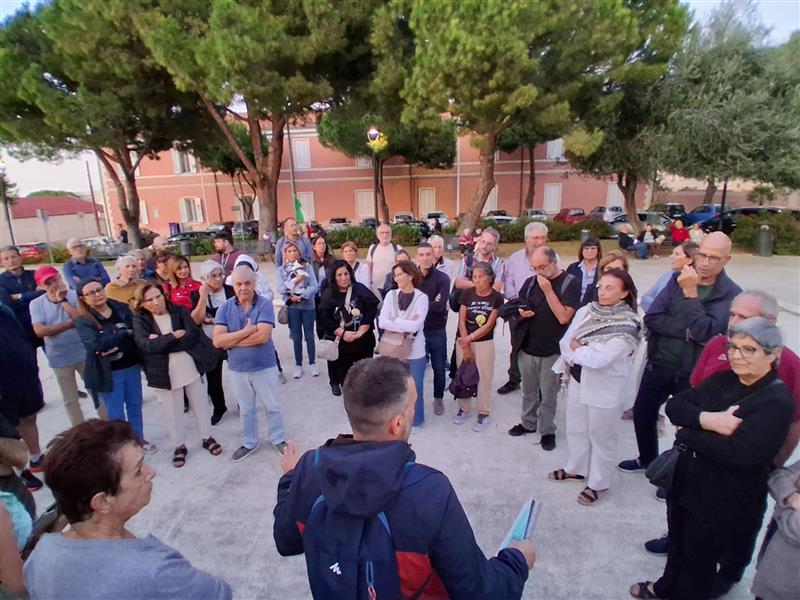 Cagliari: Sant'Elia e San Bartolomeo: Il grido contro il "degrado controllato"; la questione Caritas; e le voci contro l'amministrazione