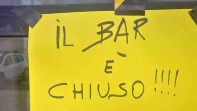 Un bar al giorno chiude. Ma la crisi non è solo economica: è culturale