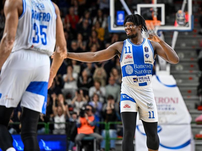 Dinamo Sassari, amaro saluto al PalaSerradimigni: Brescia passa 96-77