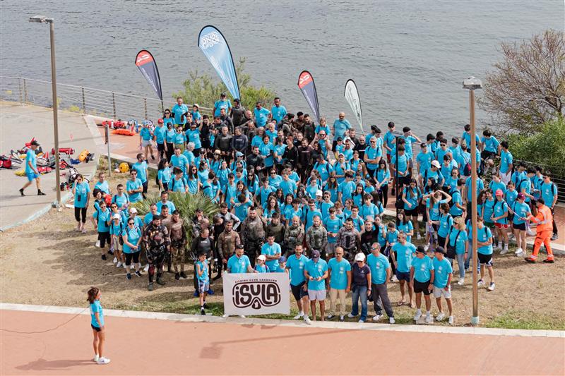 “A Pesca di Rifiuti” fa tappa a Sorso: tra tutela ambientale, sport e archeologia nella baia di Santa Filitica