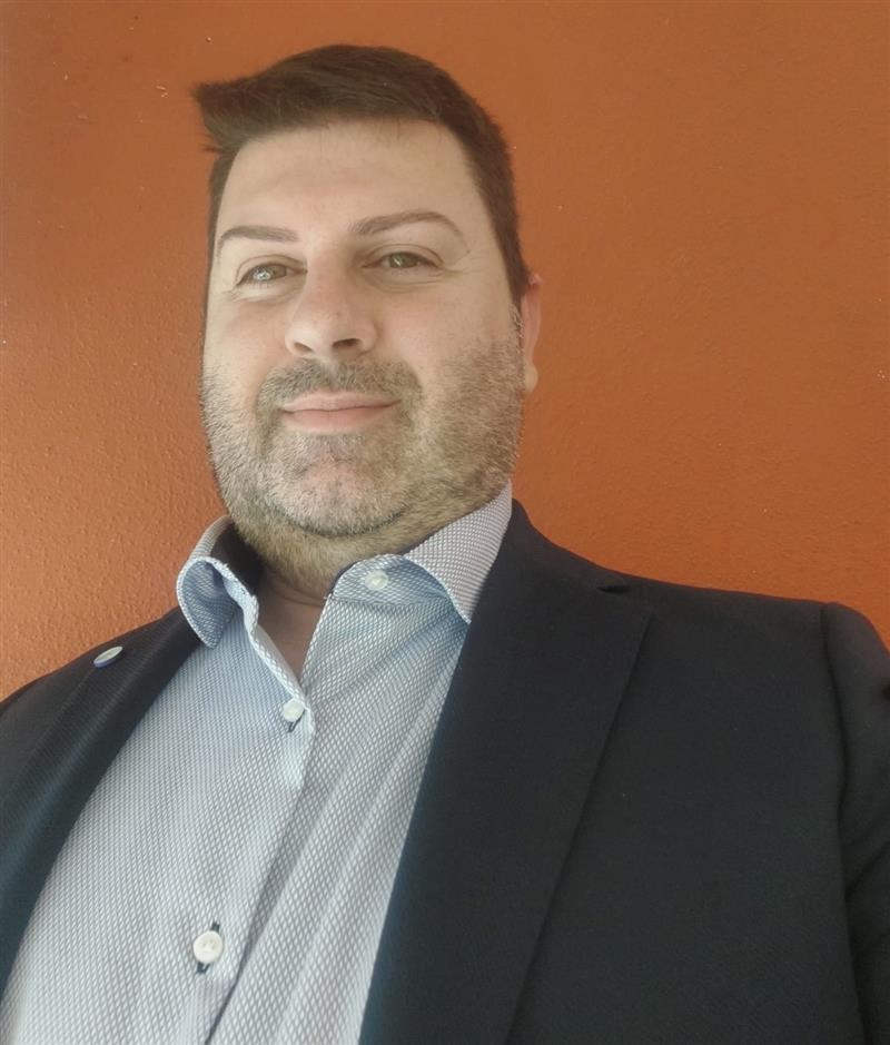 I missili su Hormuz e il conto nel piatto: così la guerra nel Golfo affama le nostre campagne