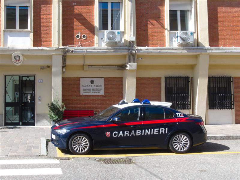 A Bosa un giovane accoltellato, i Carabinieri rilanciano il progetto “Una lama non ti protegge”: controlli intensificati su tutto il territorio