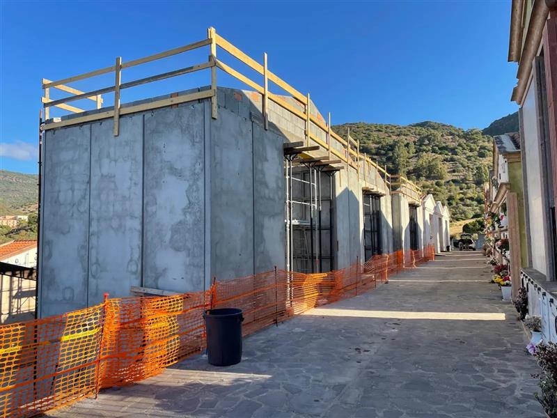 Bosa, l’eterno riposo può attendere (ma non troppo). Sbloccati i lavori per 150 loculi dopo un iter di quasi dieci anni