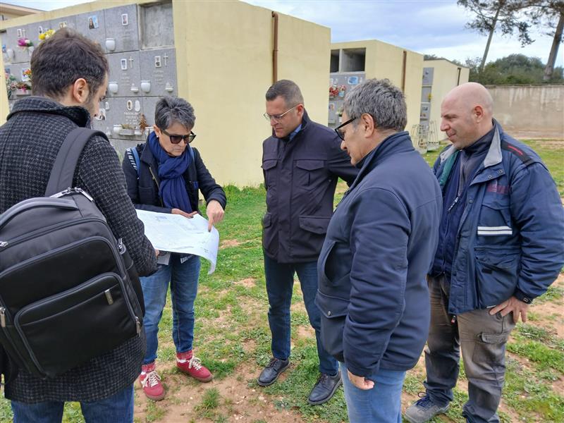 Alghero, un milione di euro per allargare il cimitero: in arrivo 264 nuovi loculi e 400 ossari