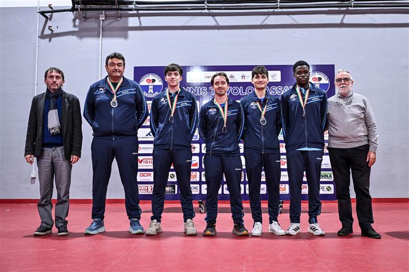 Il Tennistavolo Sassari tenta l'impresa storica e schiera uomini e donne nella corsa al doppio scudetto