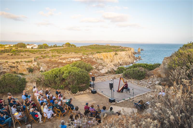 Carloforte: Sun d’Aixia 2025 chiude col tutto esaurito, attesa per l’ultimo concerto del 9 agosto