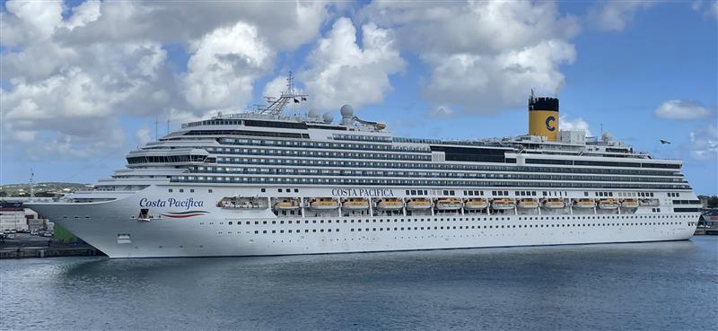 Caraibi senza Barbados (ma con il meccanico). La nave si ripara in vacanza, ai passeggeri un "obolo" da 70 euro