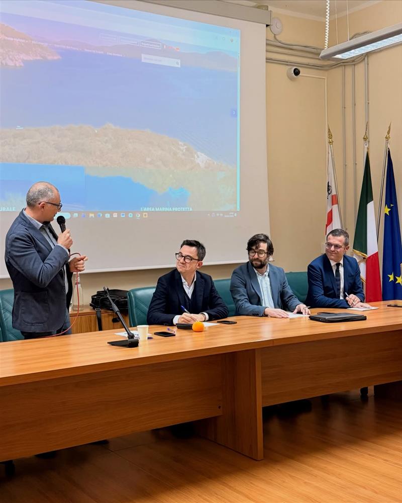 Alghero, crisi della piccola pesca: Cacciotto apre al "buffer" nell