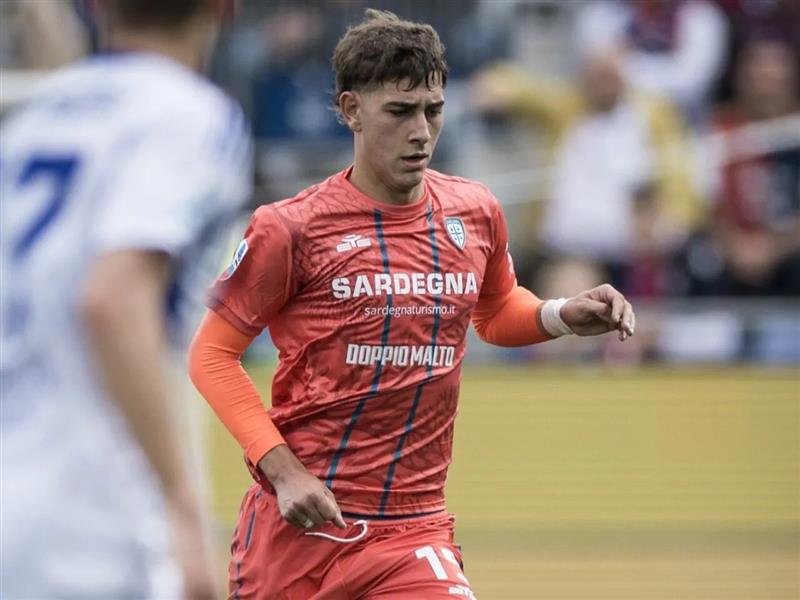 Un Cagliari incerottato cede la posta in palio al Como ma resta in zona sicura