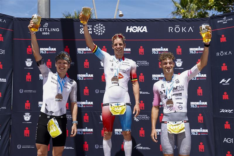 Tremila atleti sfidano il mare e il cronometro ad Alghero: il debutto dell'Ironman incorona Driesen e Herzog