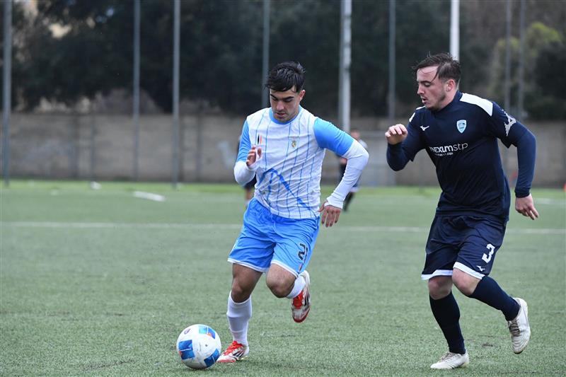 Sassari, nel fango vince la parità: il Latte Dolce grazia, l'Olbia ringrazia Viscovo. 1-1