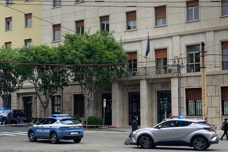 Falso allarme bomba al centro di Cagliari: Tensione alla sede Inps