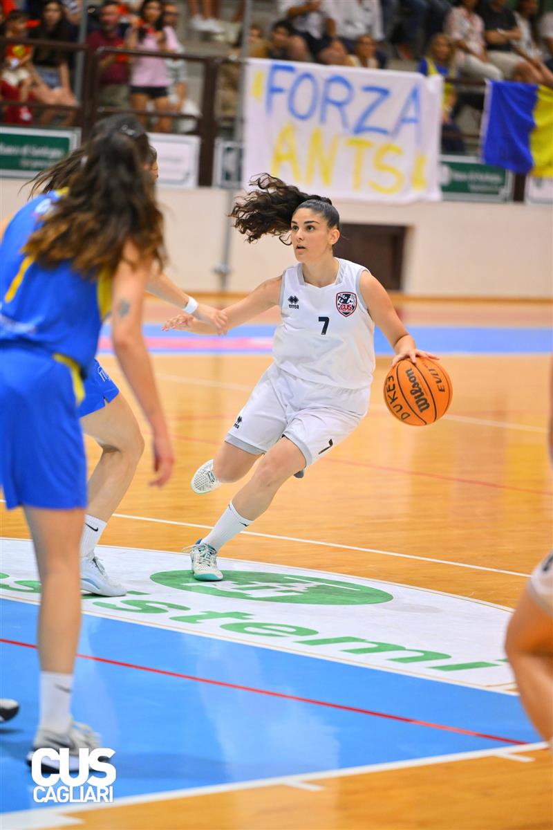 Il Cus Cagliari cede (46 a 51) al Viterbo nella gara di andata per la promozione in A2 femminile di basket. Domenica il ritorno nel Lazio