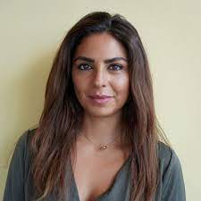La notte sopra Teheran: Pegah Moshir Pour a Sassari, dove le parole diventano resistenza