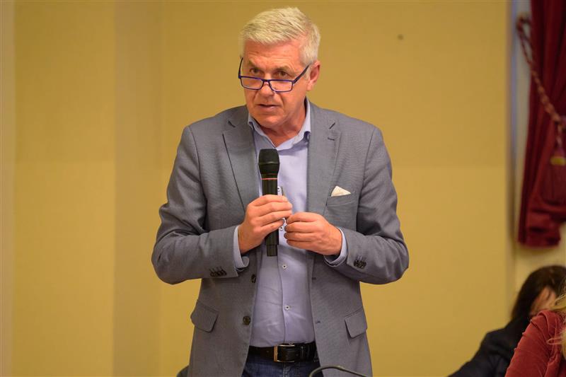 Arenili, nodo appalti e vincoli normativi: la replica di Selva sulla pulizia delle spiagge