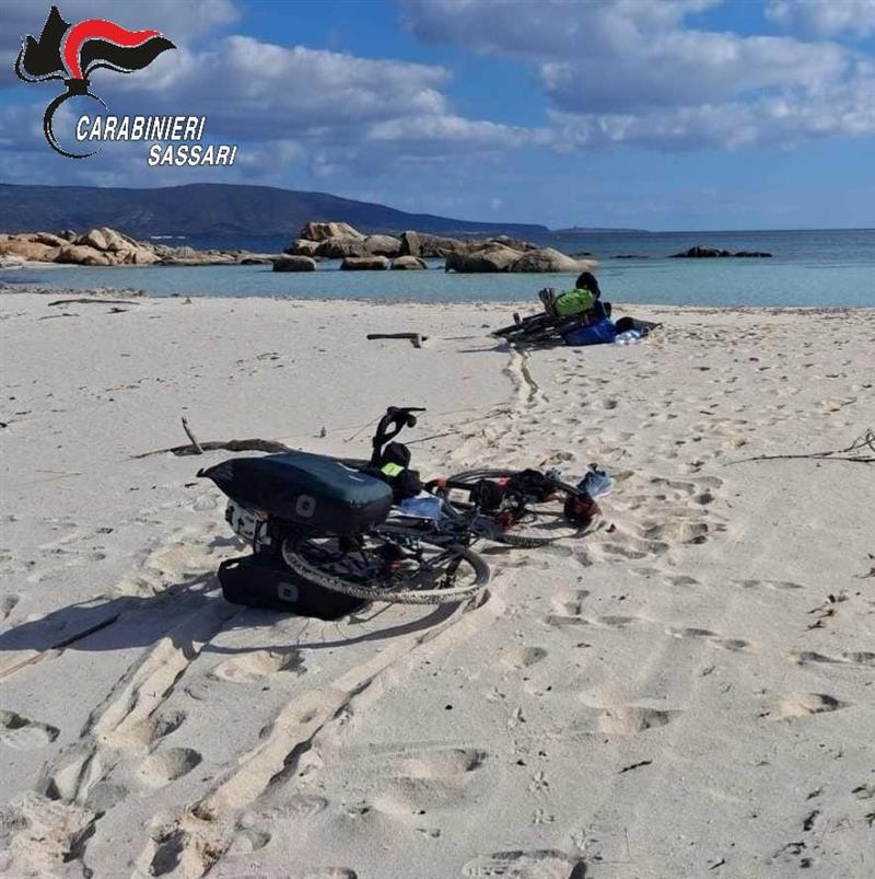 Asinara: turiste in bici nella zona vietata, multe e controlli serrati dei Carabinieri