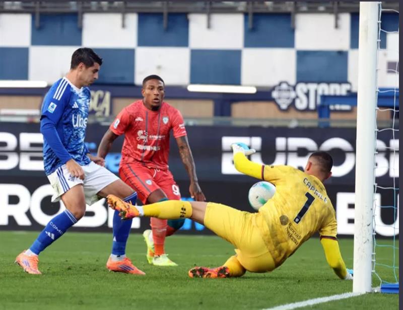 Un super Caprile salva il Cagliari. 0-0 al “Sinigaglia” contro il Como di Fabregas