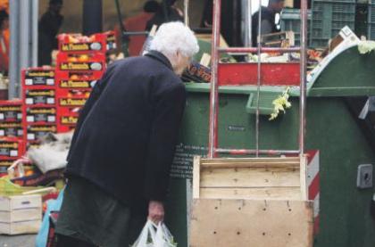 Sardegna, povertà cristallizzata: 128mila famiglie in difficoltà. “Un’isola che scivola nel silenzio sociale”