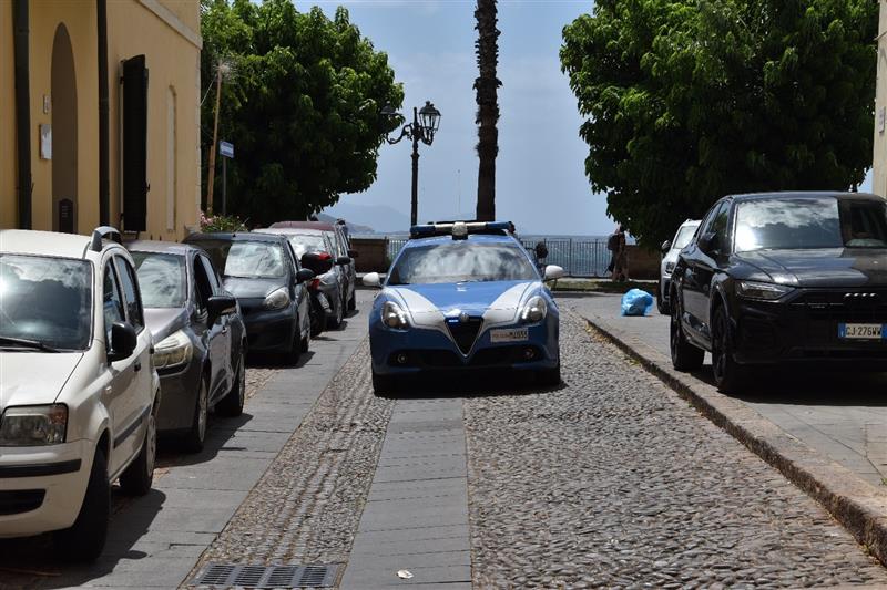 Alghero, ruba una bici al supermercato: denunciato dalla Polizia