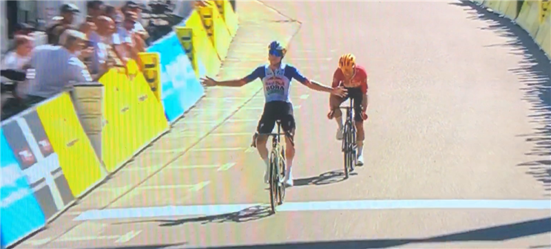 6ª Tappa Tour Auvergne-Rhône-Alpes 2026 - La stoccata di Van Gils a Crest-Voland, Tuckwell conquista il giallo