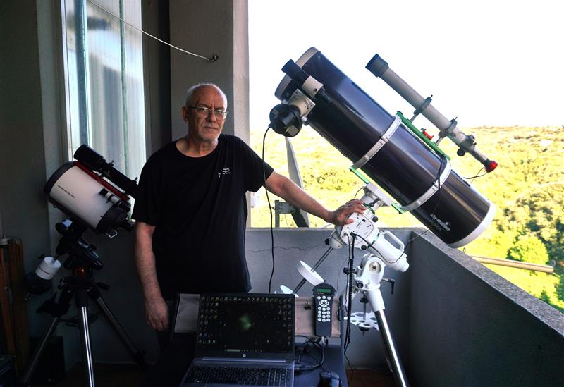 Da Poste Italiane alla caccia agli asteroidi: la doppia vita lavorativa e scientifica di Massimo Dionisi a Sassari