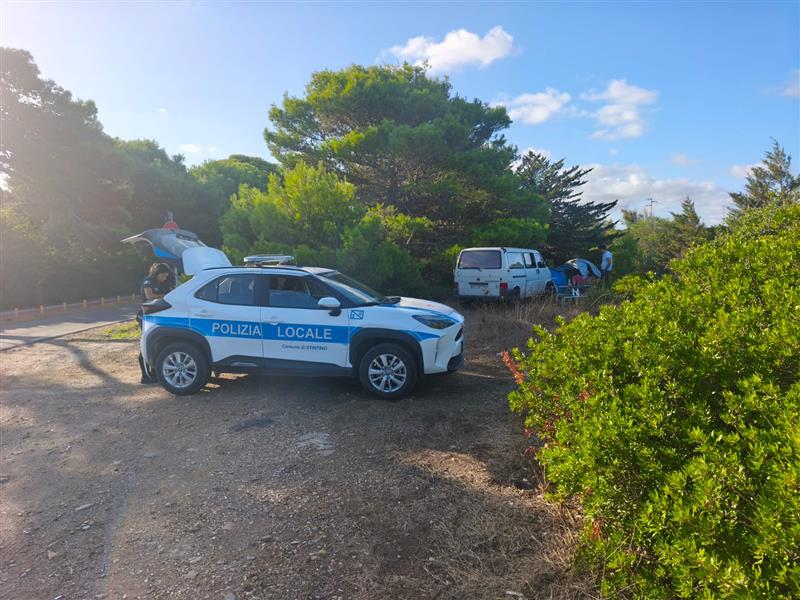 Stintino, controlli sul territorio: sanzioni per campeggio abusivo
