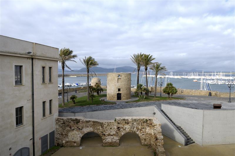 Alghero, scontro sull