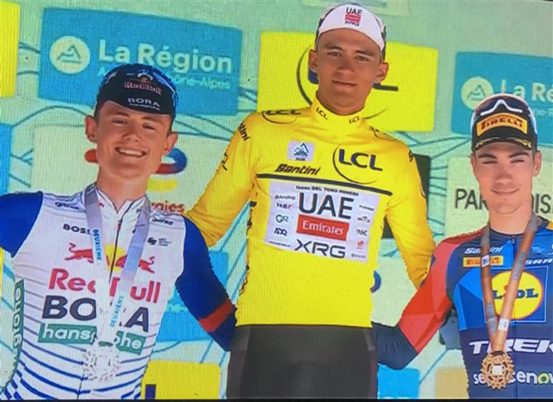 8ª Tappa Tour Auvergne-Rhône-Alpes 2026 - Capolavoro di Del Toro al Solaison, vince tappa e primato