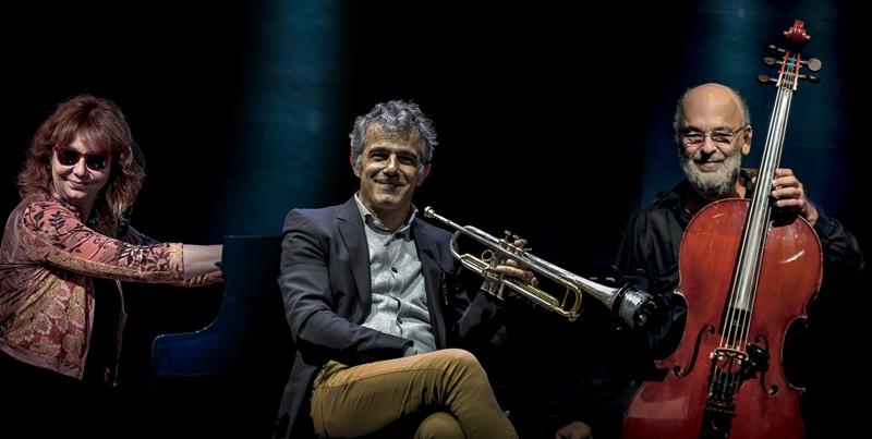 Venerdì sera ad Alghero Paolo Fresu con Rita Marcotulli e Jaques Morelenbaum in concerto a Lo Quarter