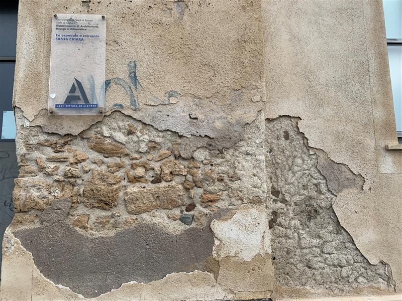 Alghero: quando il sapere non si occupa delle manutenzioni - Penosa situazione strutturale della facoltà di architettura