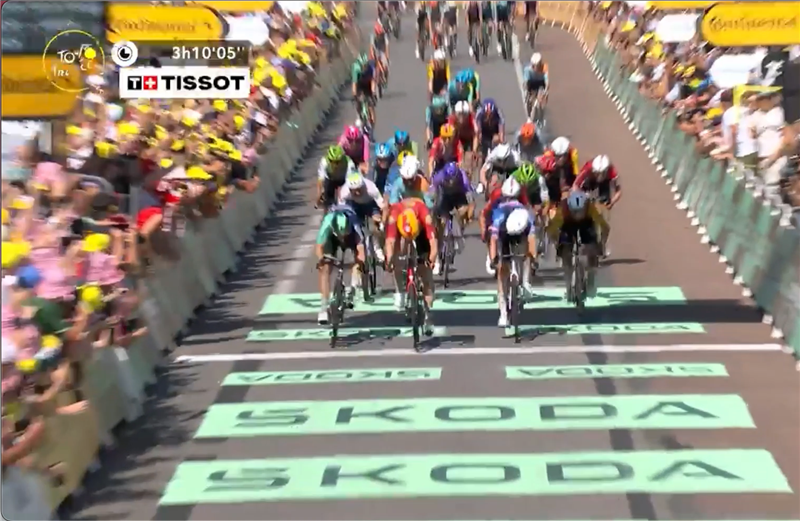 11ª Tappa Tour de France 2026 - Wærenskjold trionfa a Nevers, l