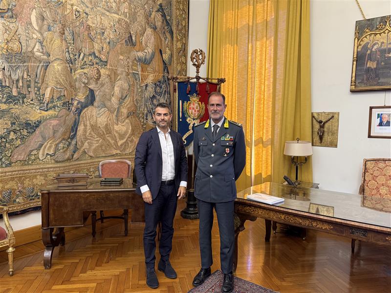 Cagliari, il sindaco Zedda accoglie il generale Cardone nuovo comandante provinciale della Guardia di Finanza