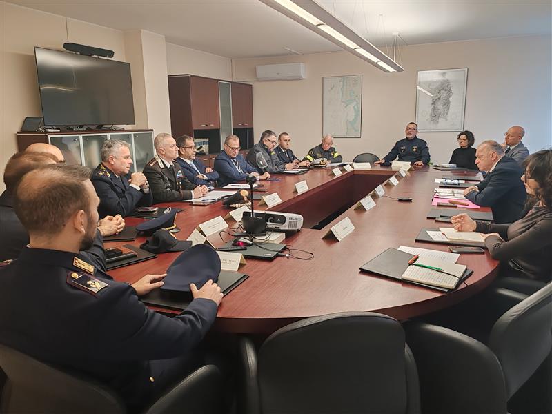 Oristano: festività natalizie e di fine anno, rafforzate le misure di sicurezza - riunito il Comitato per l’ordine pubblico