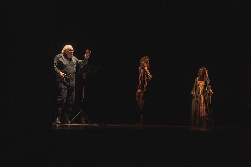 Teatro Sassari: Sul palco dell'Astra rivive la storia dei fratelli Tola