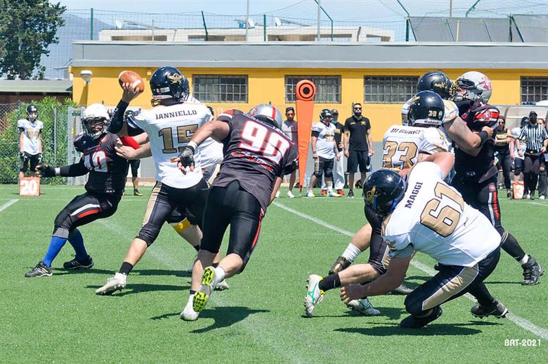 Caschi allacciati e nuovo corso: i Crusaders Cagliari sbarcano a Roma per l'esordio nel campionato 9FL