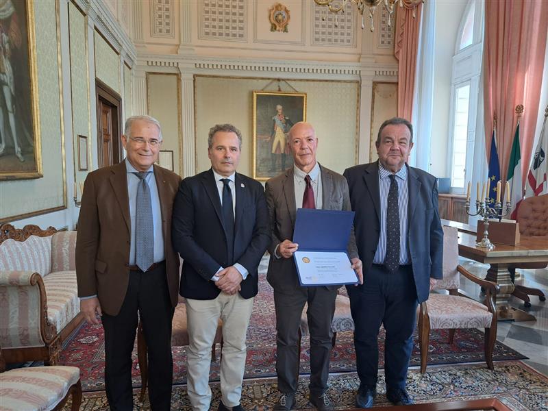 Sassari, il Rotary conferisce al professor Francesco Camoglio il Paul Harris Fellow