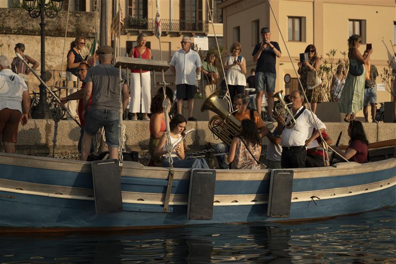 Alghero, le vele e la musica accendono la notte del Verdi