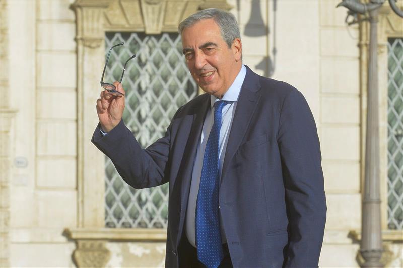 Fine vita, Gasparri e Gelmini all’attacco: «Legge propaganda, Todde senza titolo per governare»