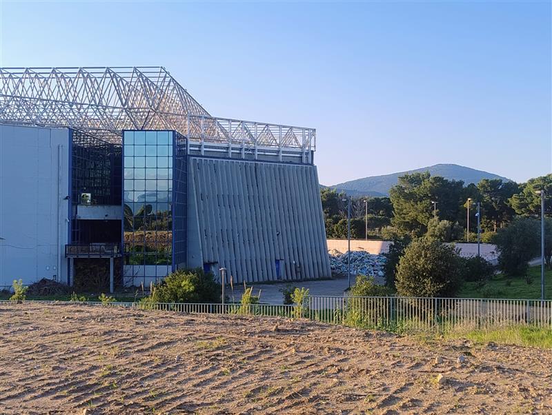 Alghero: Stoccaggio della plastica nell’area del Palacongressi, Forza Italia contesta l’atto. Orizzonte Comune difende la scelta dell’amministrazione
