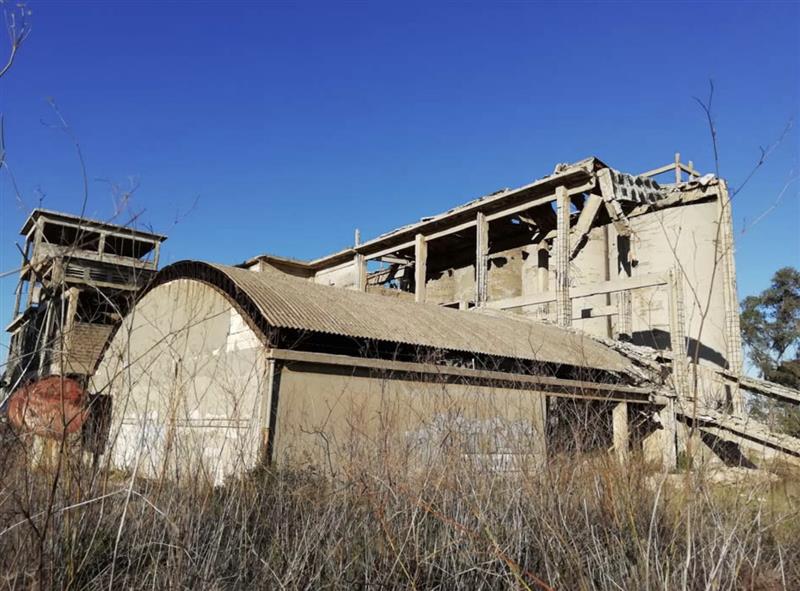 Porto Torres cancella un rudere di quarant