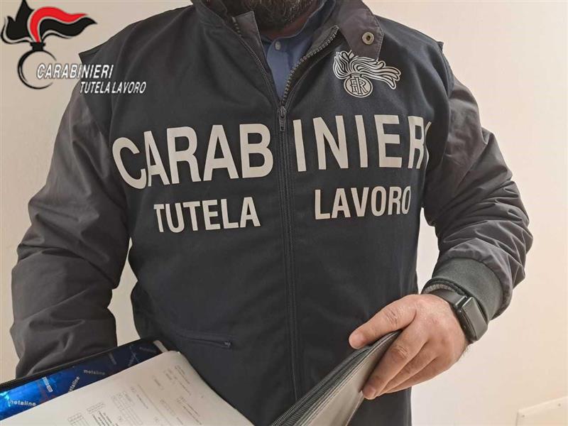 Palau, controlli in una caffetteria: un lavoratore irregolare su tre e gravi violazioni sulla sicurezza. Attività sospesa