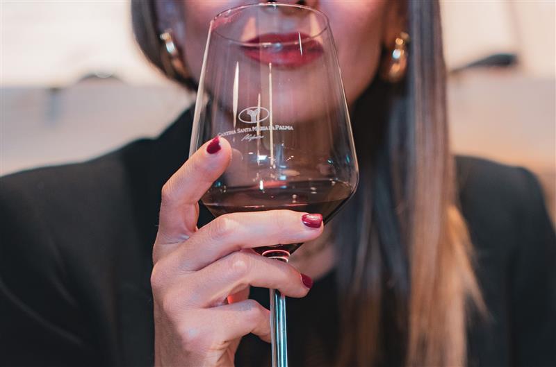 La Cagnulari Magnum Experience continua: il vino anima Alghero e accende la Via del Cagnulari